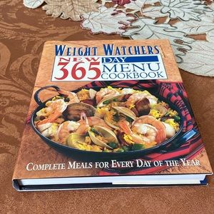 Weight Warchers New 365 Day Menu Cookbook.
